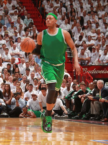 与多点触发 与多点触发