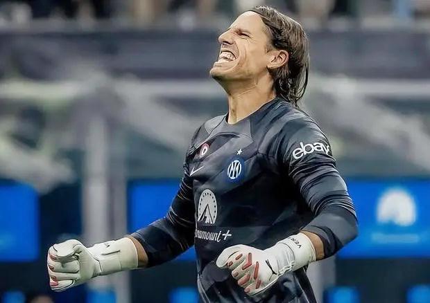 含证件有效 含证件有效