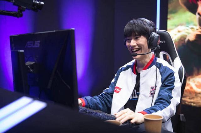 更贴合现代